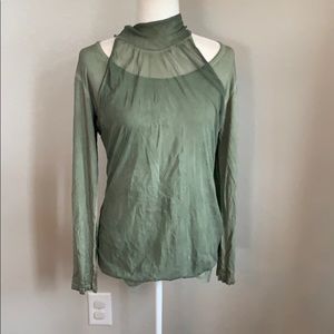 NWT Hunter Green Mock Turtle Neck Top